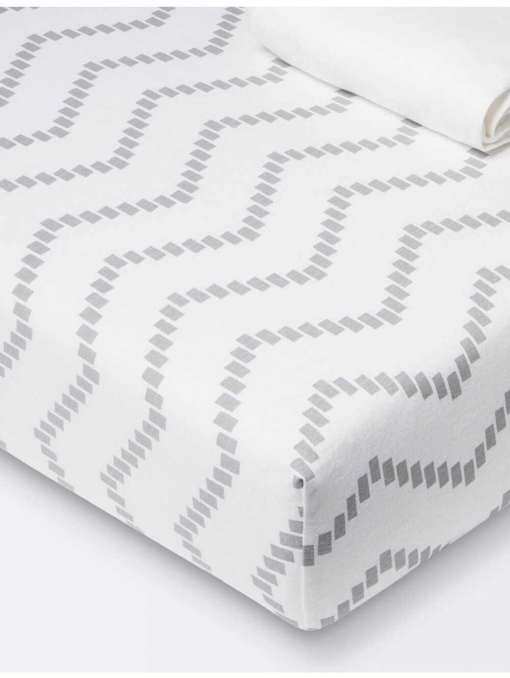 Cloud Island 2-pack Jeresy Crib Fitted Sheet Gray Chevron & Solid White Nwt